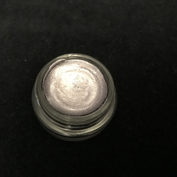 *FREE* Maybelline Color Tattoo Lavish Lavender - Picture 2 of 2